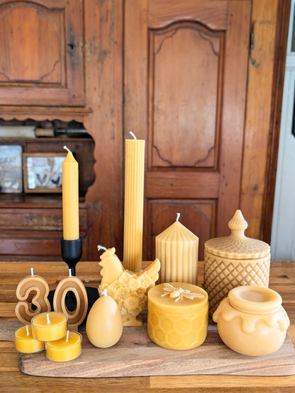 Beeswax Honey Pot - Bee