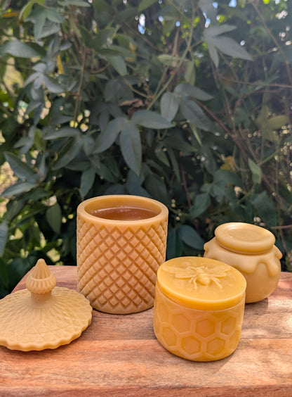 Beeswax Honey Pot - Bee
