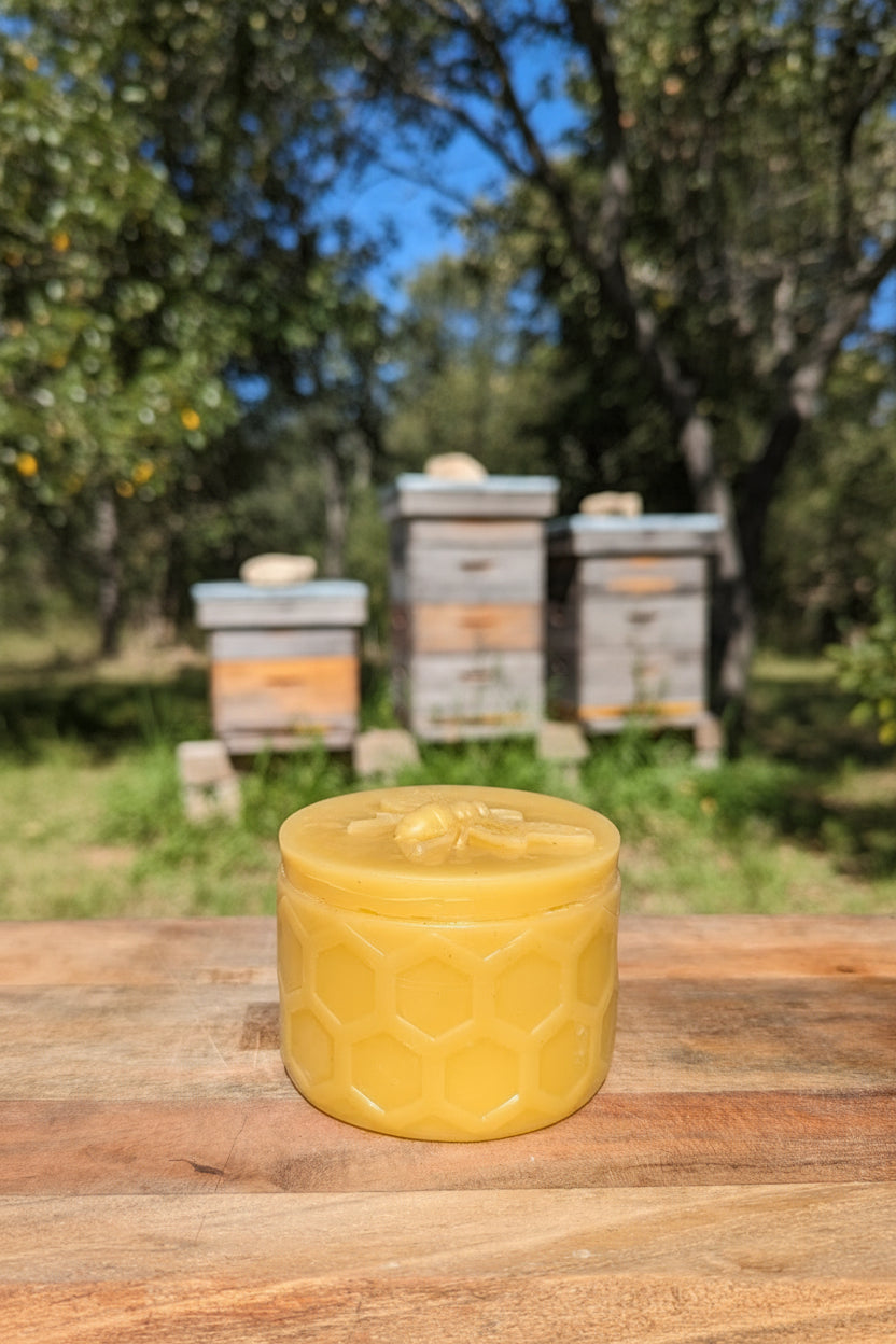 Beeswax Honey Pot - Bee